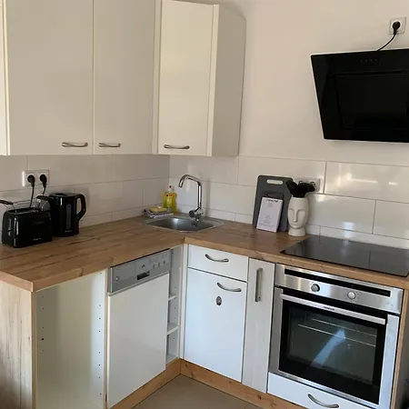 Apartment Zeitwohnen Mitte *